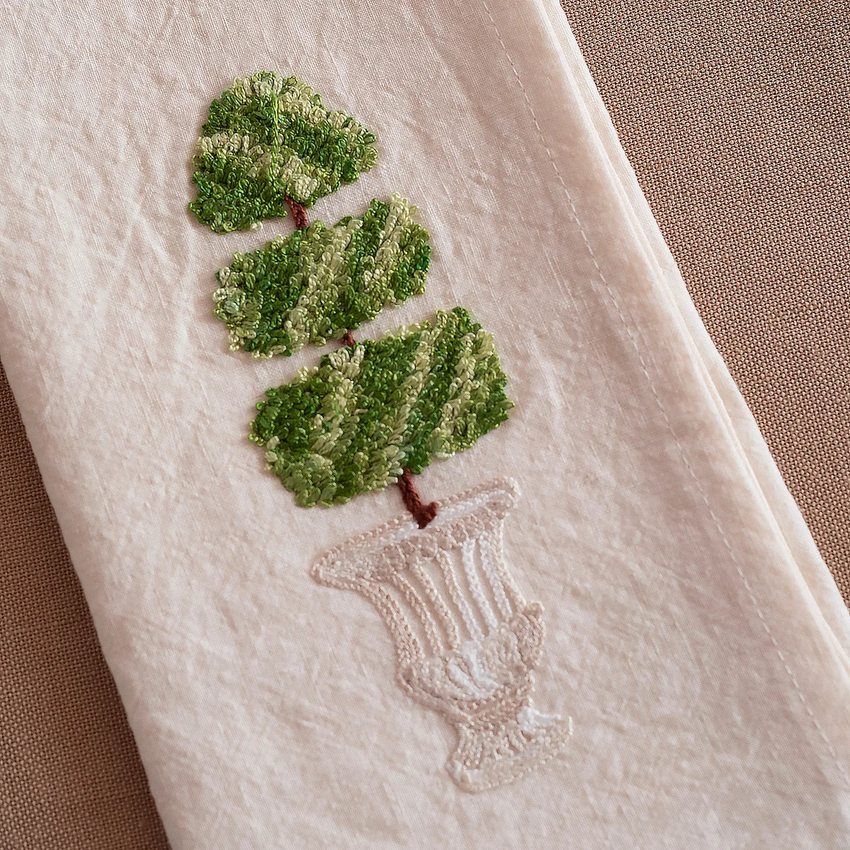 Busatti Italian Garden Embroidered Napkin-Set/2
