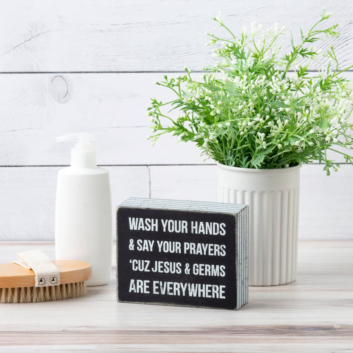LOL Box Sign